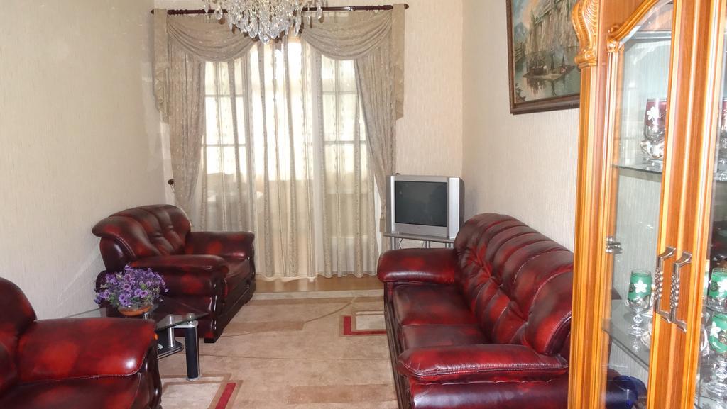 Apartment Vake-Saburtalo Тбилиси Экстерьер фото
