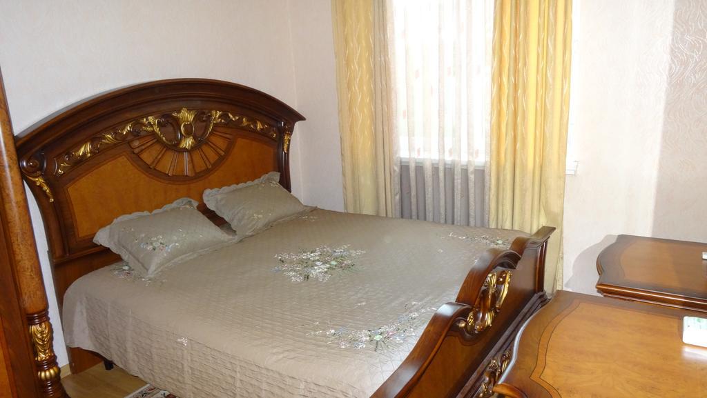 Apartment Vake-Saburtalo Тбилиси Экстерьер фото