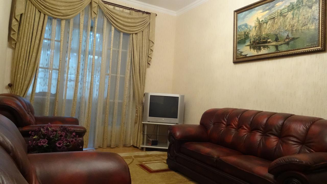 Apartment Vake-Saburtalo Тбилиси Экстерьер фото