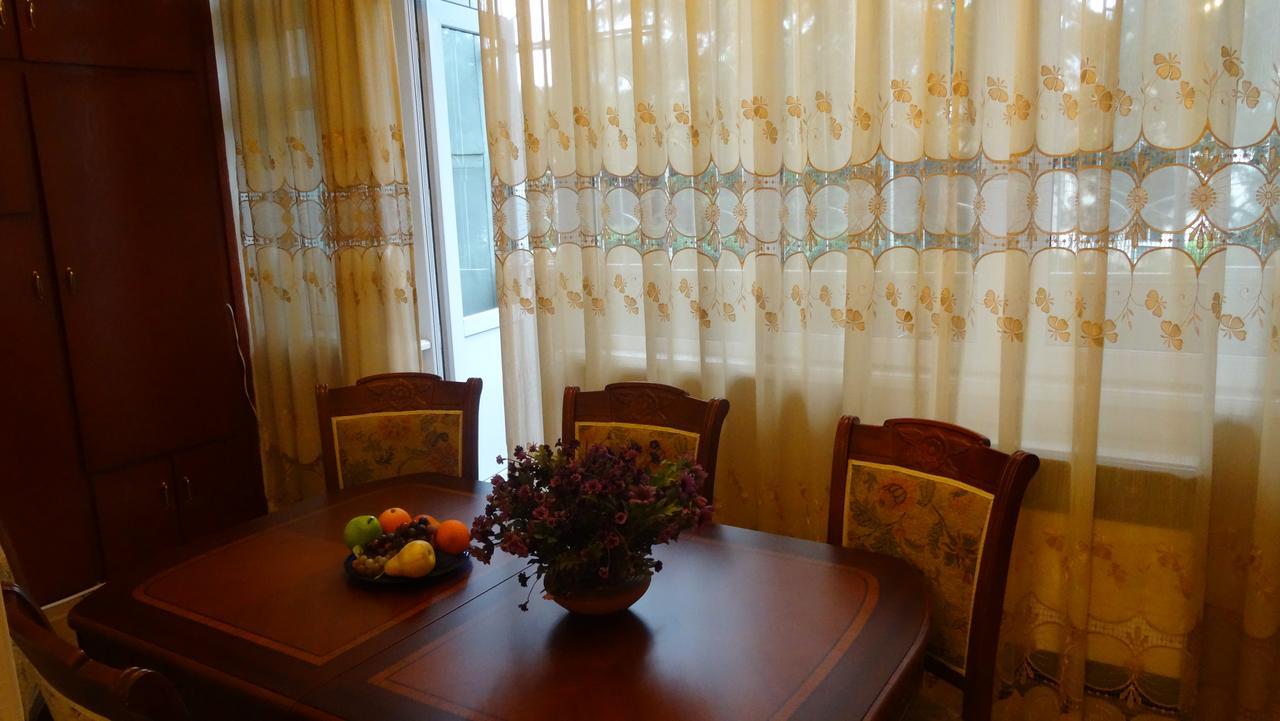 Apartment Vake-Saburtalo Тбилиси Экстерьер фото